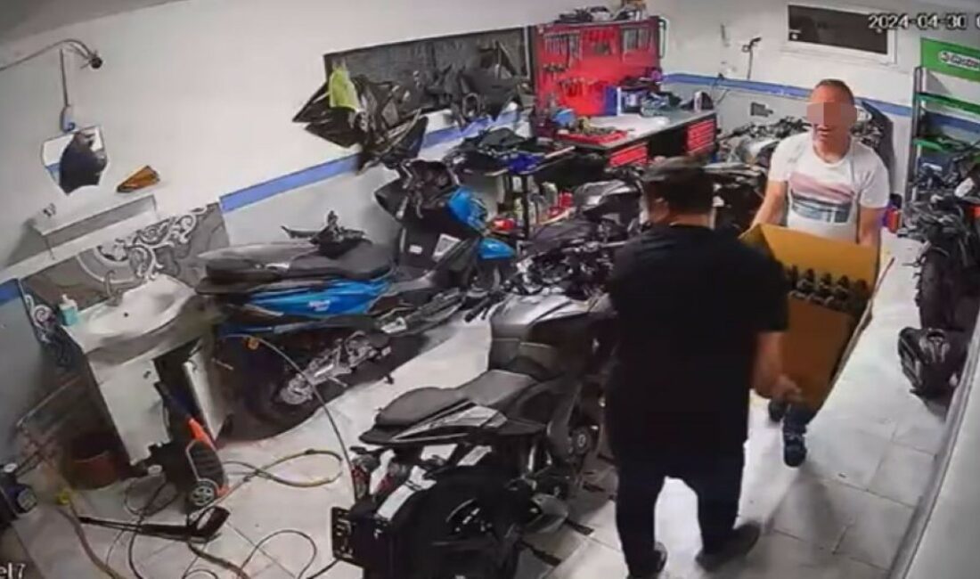 İzmir’de motosiklet bayisi işleten