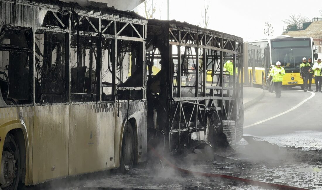 İstanbul Başakşehir'de İETT otobüsü
