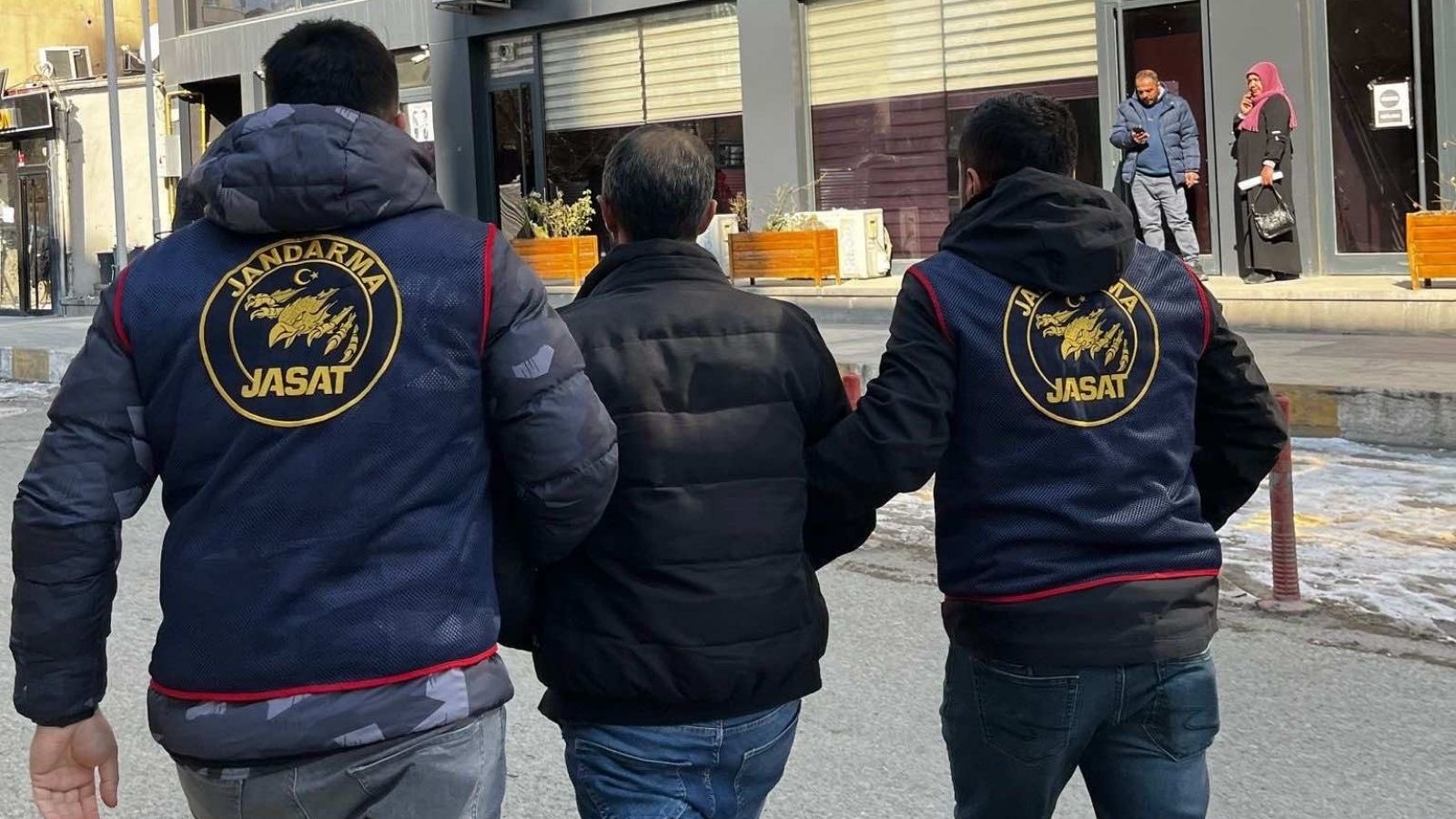 Cezaevi firarisi mahkum JASAT tarafından yakalandı
