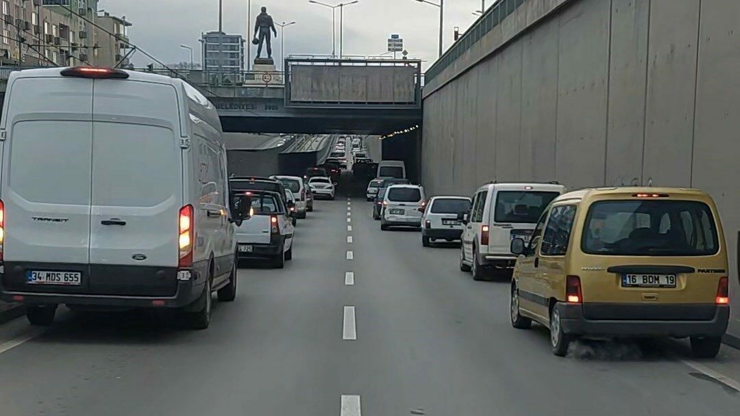 Sürücülerin fermuar sistemi büyük alkış aldı