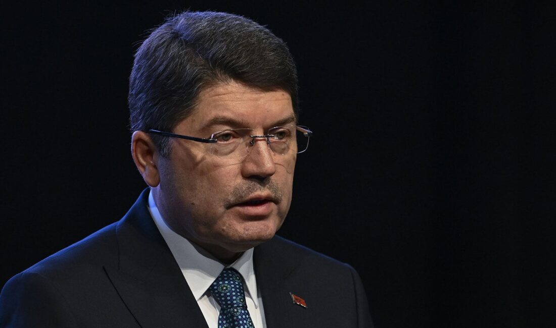 Adalet Bakanı Yılmaz Tunç,