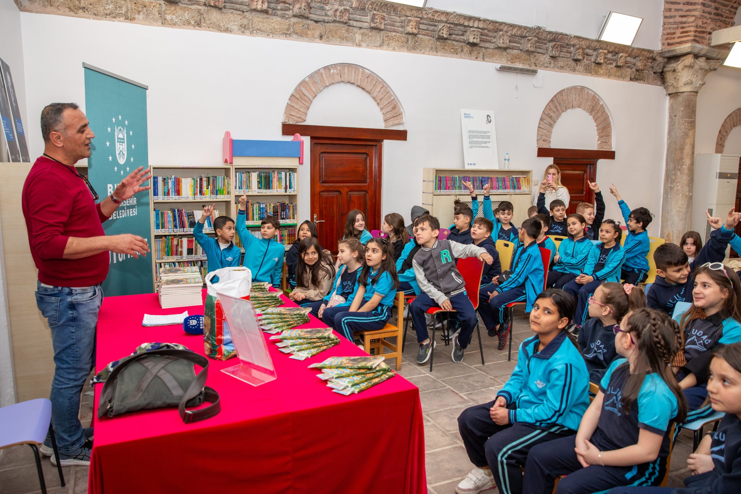 Minik okurlara kitap bilinci aşılandı