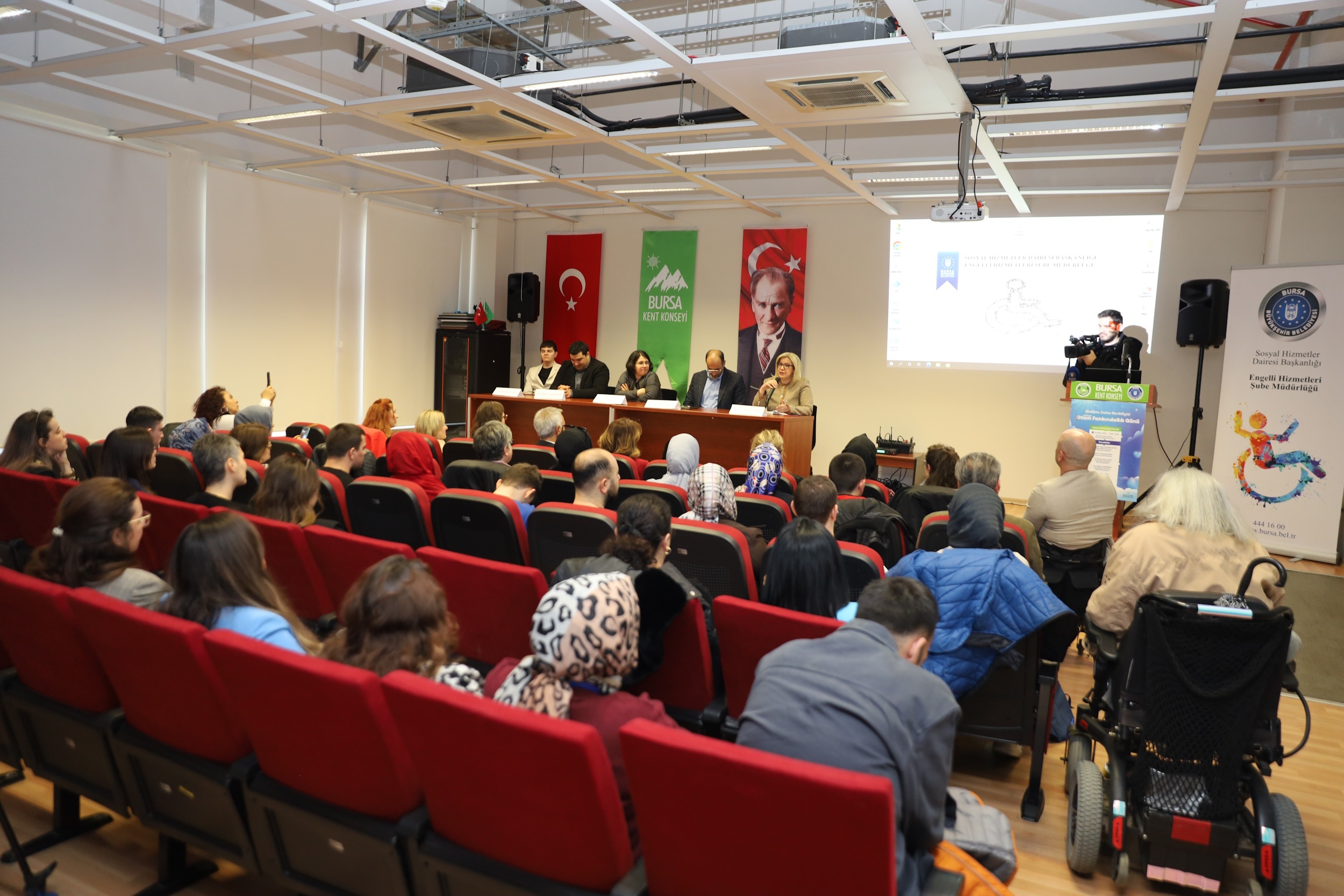 Bursa Büyükşehir’den ‘Otizm Farkındalık Paneli’