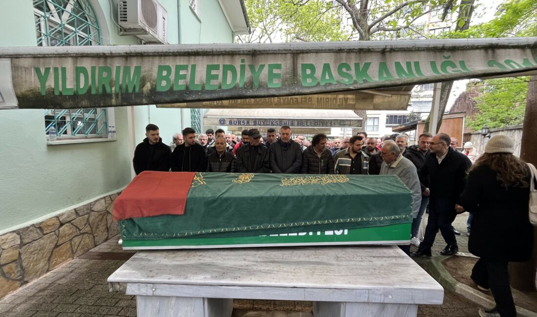 Uludağ'da yanan otelde can