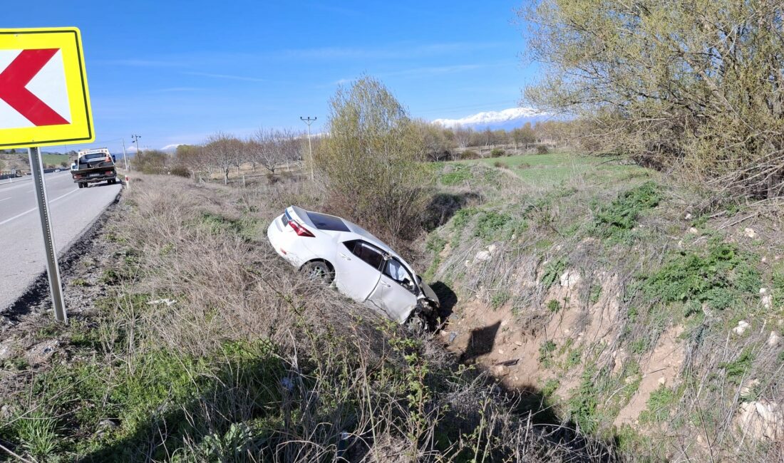 Konya’nın Beyşehir ilçesinde otomobilin
