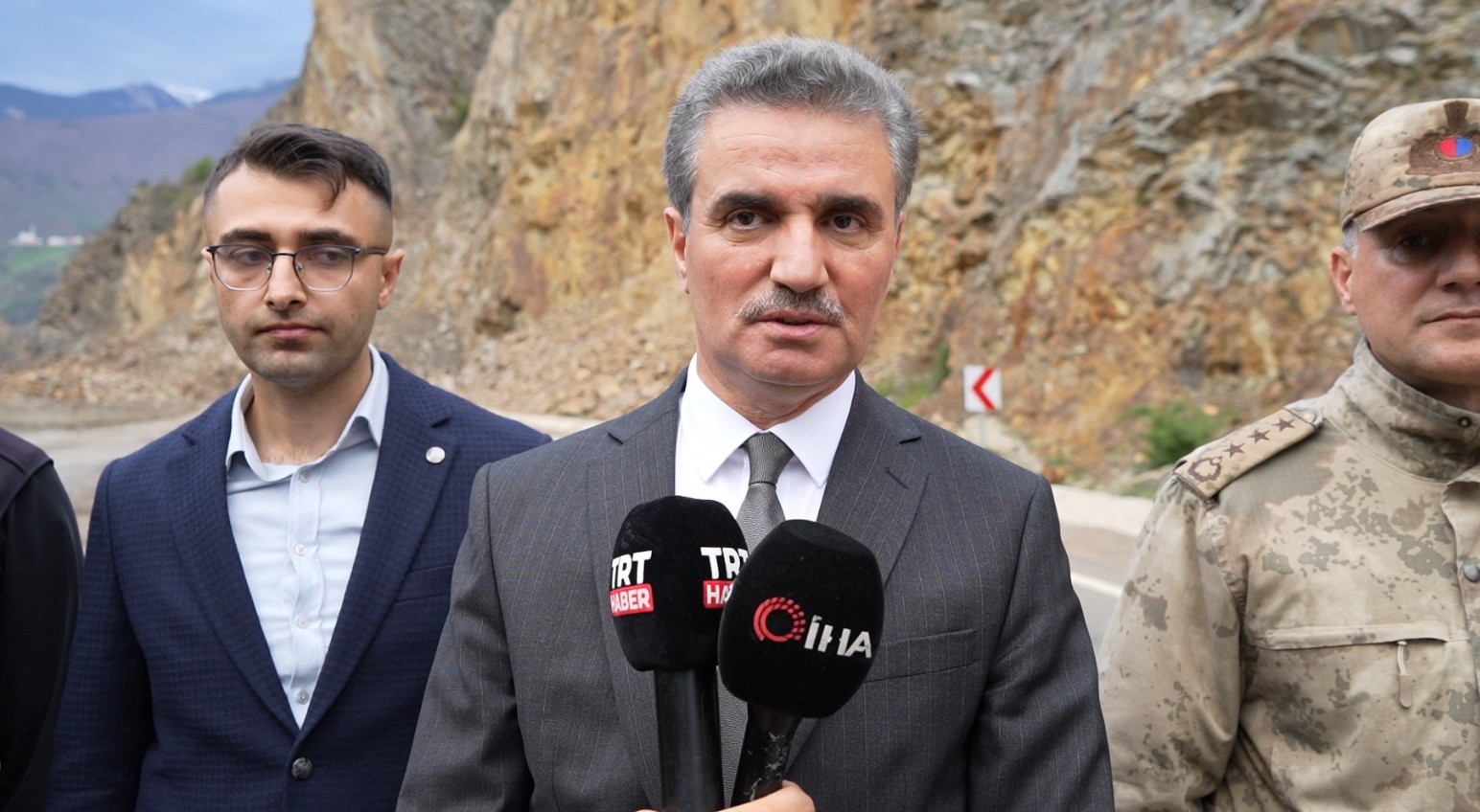 Vali Aydın Baruş: Torul-Kürtün yolu uzun bir süre kullanılamayabilir