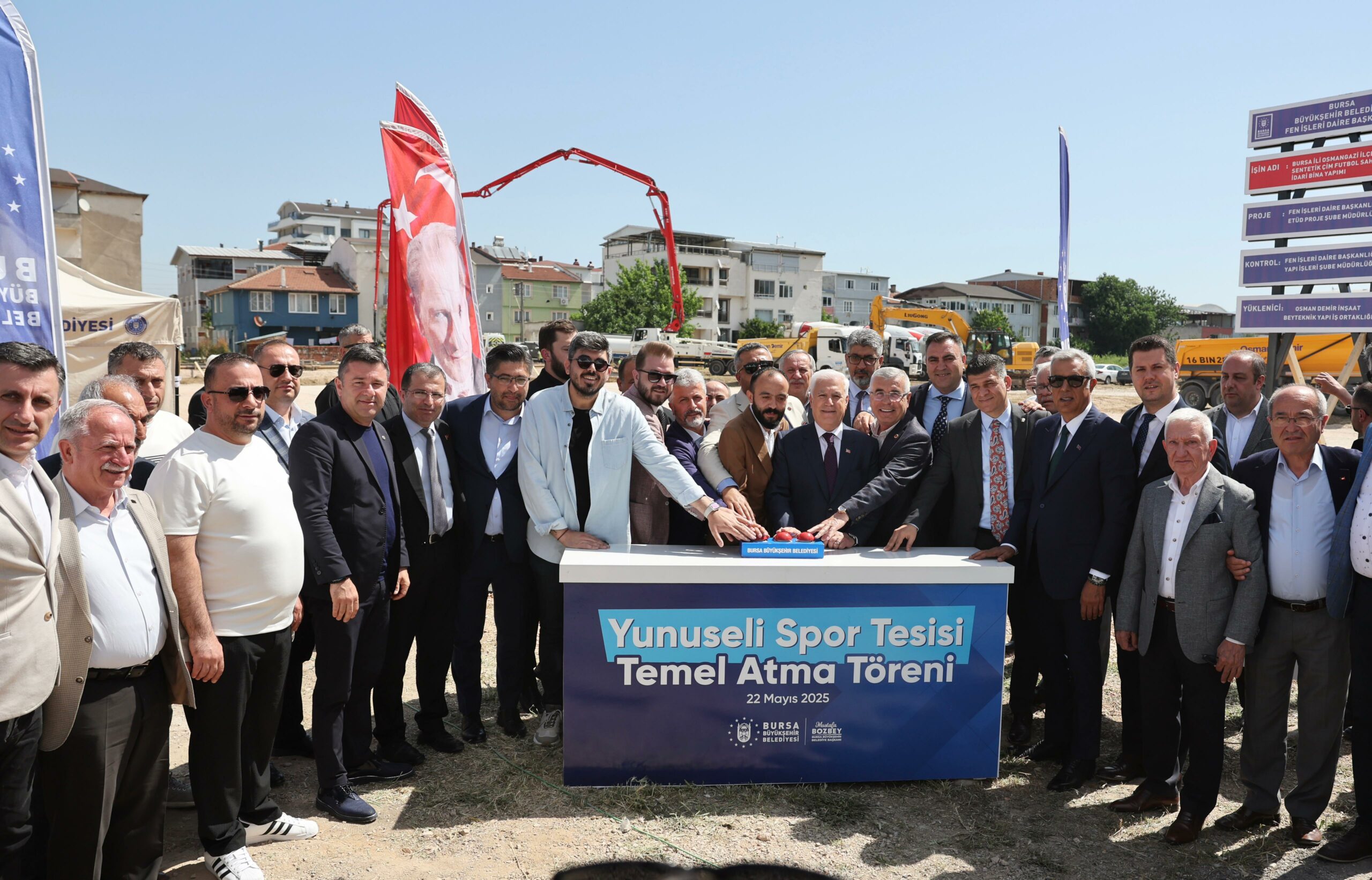 Gençler istedi; Başkan Bozbey temelini attı