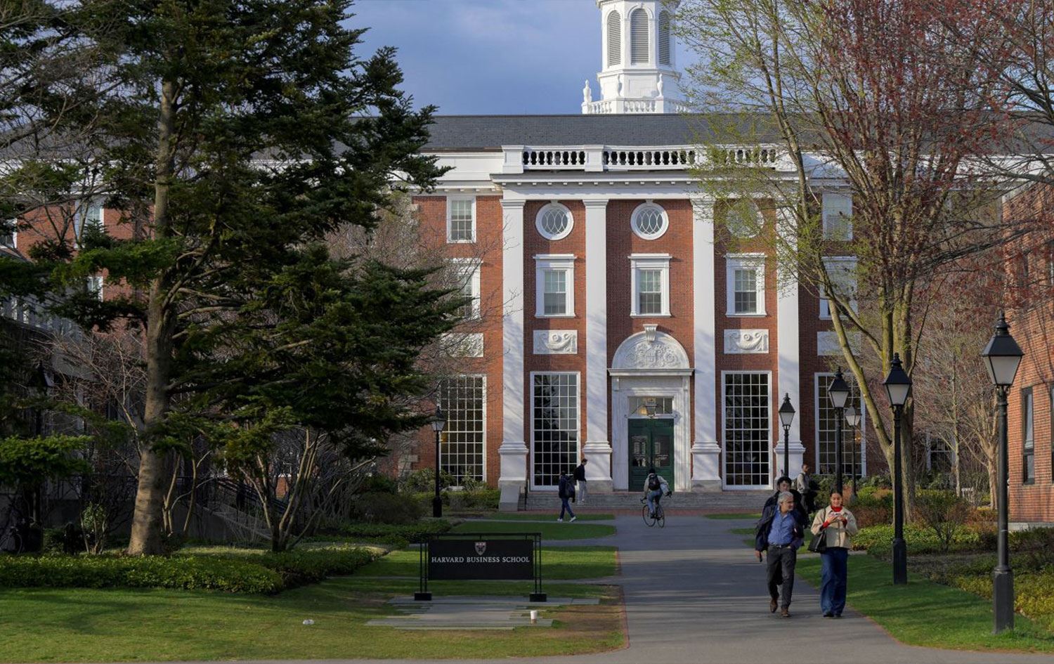 ABD yönetiminden Harvard Üniversitesi’ne 60 milyon dolarlık kesinti daha