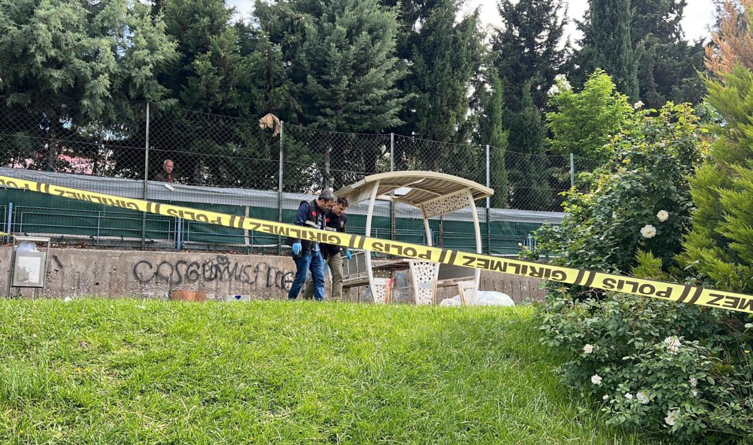 Kahramanmaraş'ta bir parkta erkek