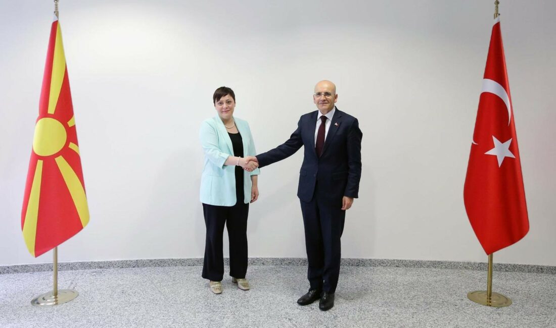 Bakan Şimşek, Kuzey Makedonya Maliye Bakanı Kochoska ile bir araya geldi Hazine ve Maliye Bakanı