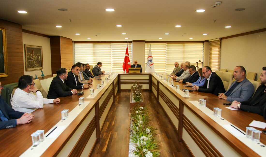 Düzce Belediye Başkanı Dr.