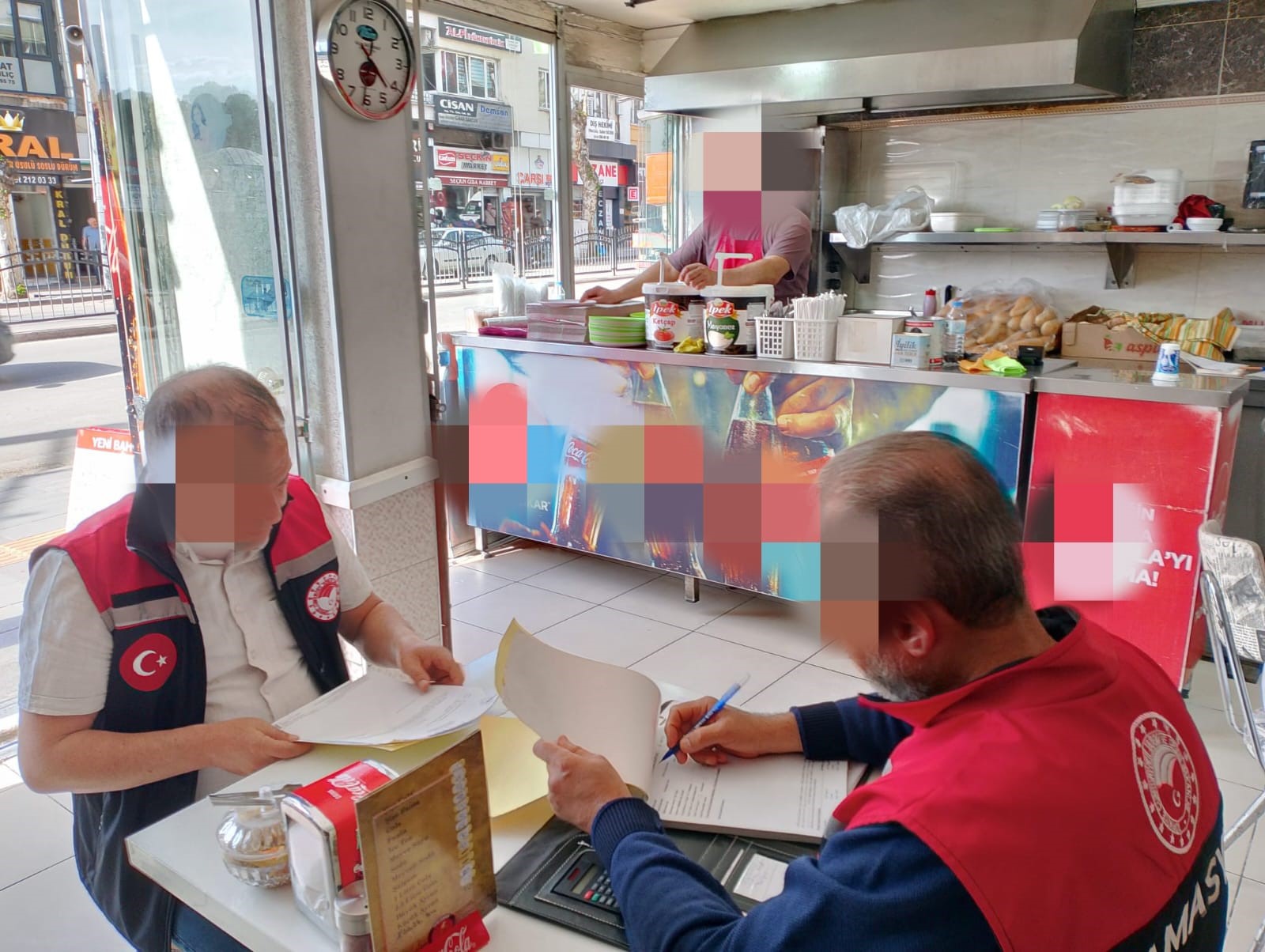 Amasya’da 26 tavuk dönerciye 9,5 milyon TL’den fazla ceza yağdı