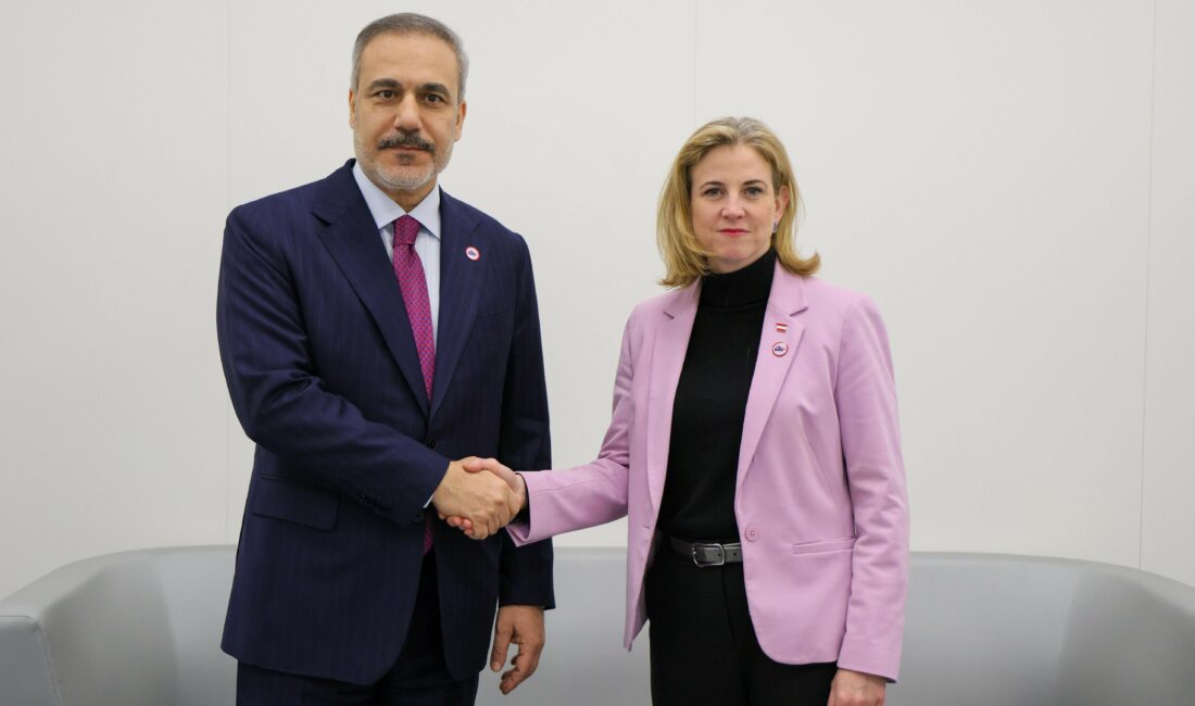 Dışişleri Bakanı Fidan, Avusturyalı mevkidaşı Meinl-Reisinger ile görüştü Dışişleri Bakanı Hakan Fidan,
