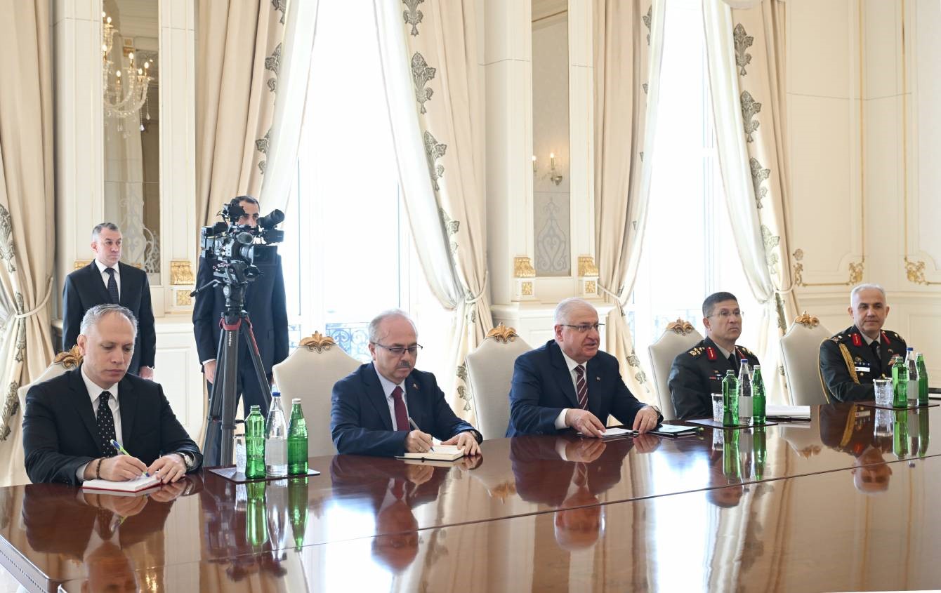 Aliyev, Milli Savunma Bakanı Güler’i kabul etti