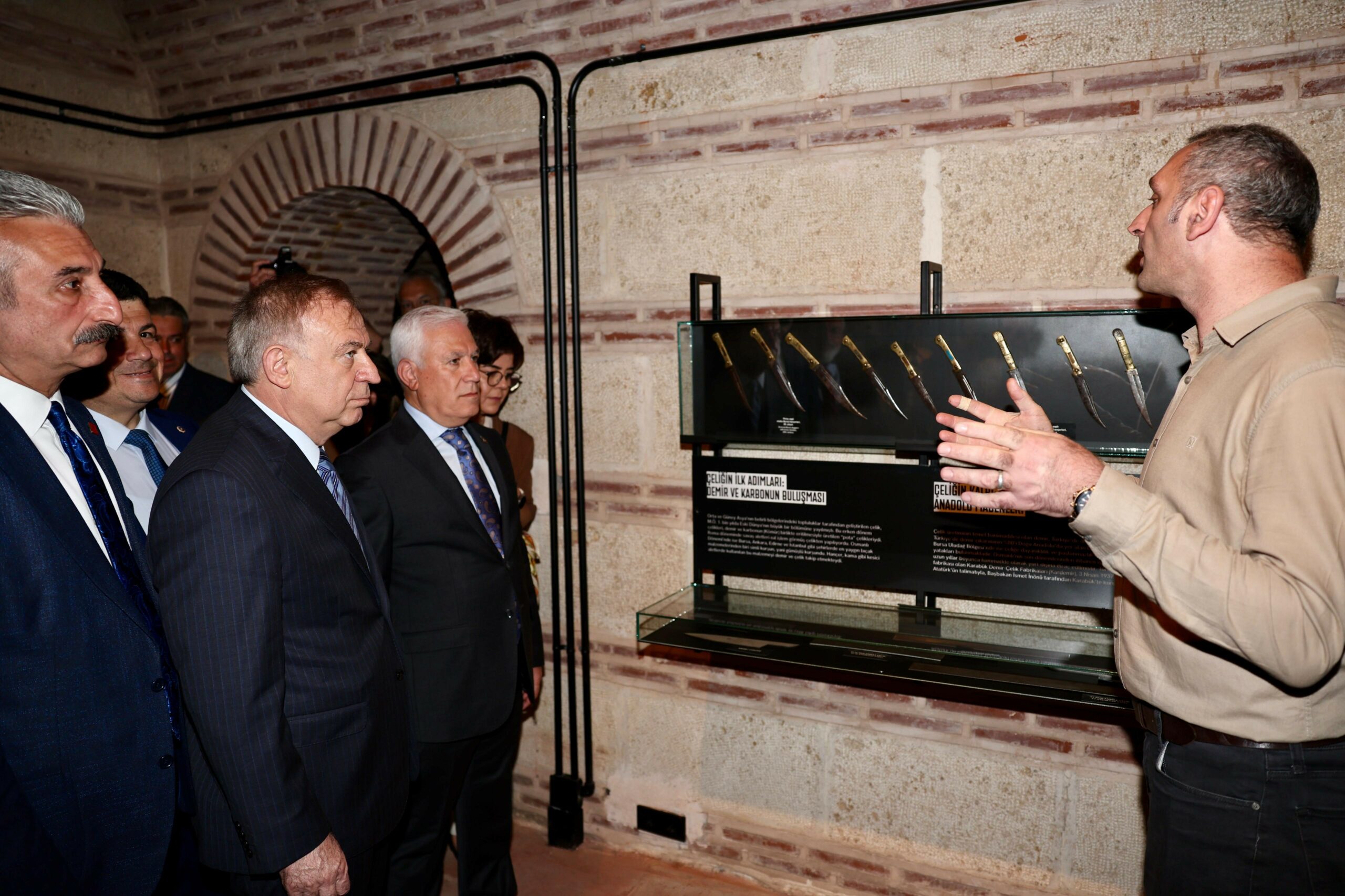 Bursa Bıçak Müzesi Balibey Han’da açıldı