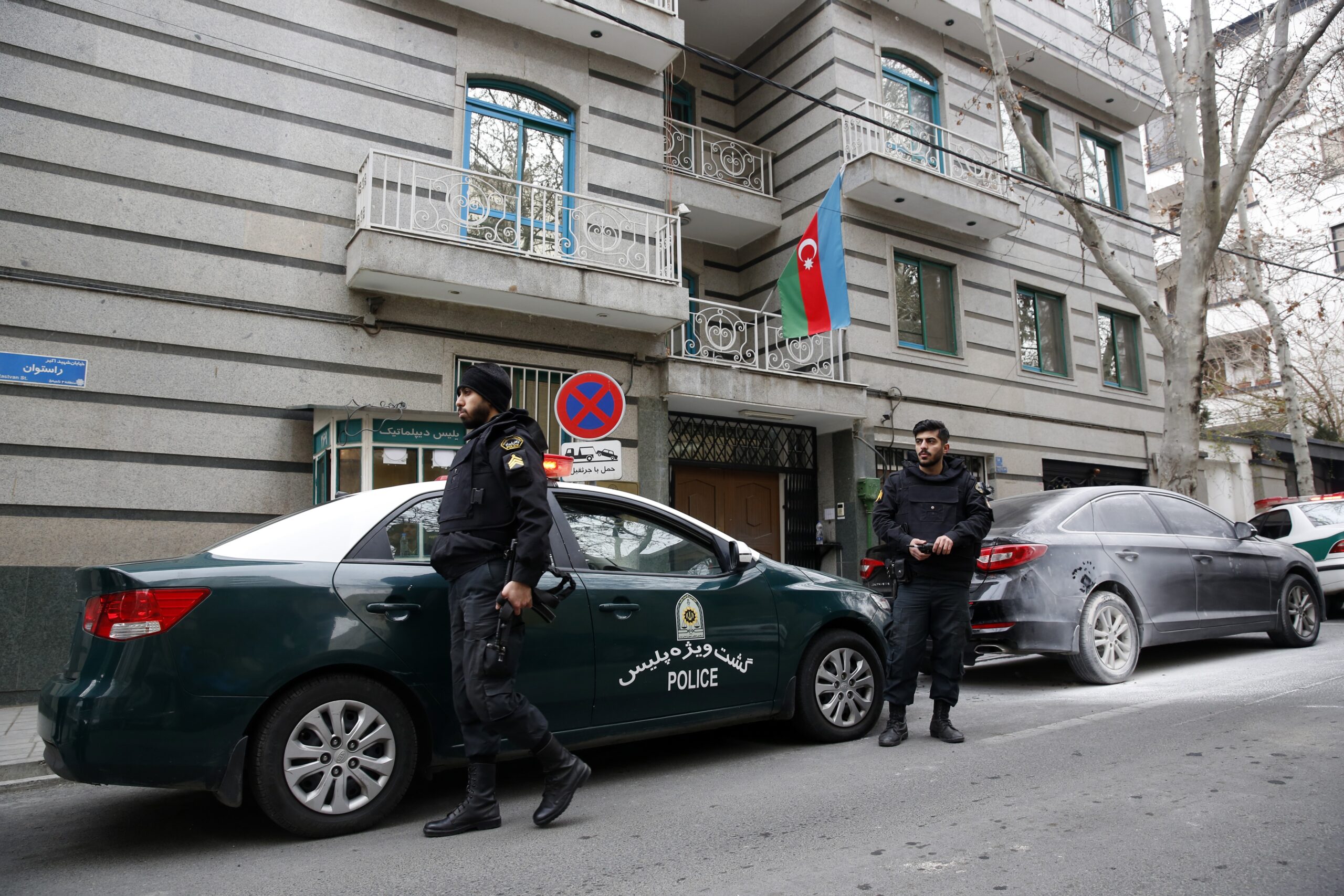 Azerbaycan’ın Tahran Büyükelçiliği’ne saldıran şahıs idam edildi