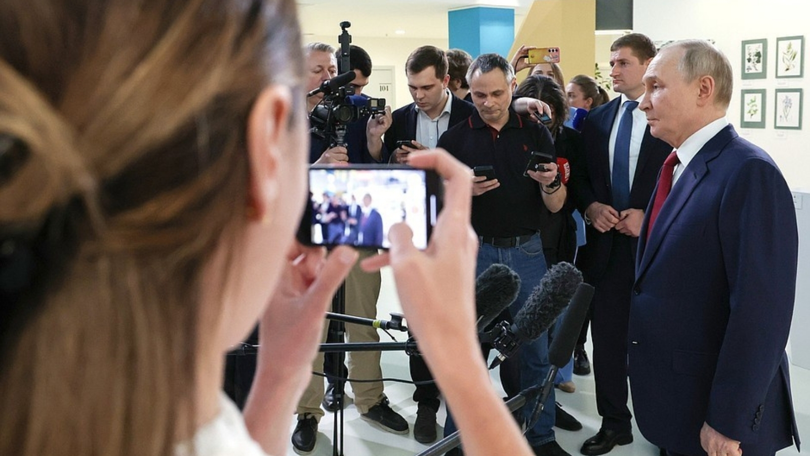 Trump ve Rusya Devlet Başkanı Putin telefonda görüştü