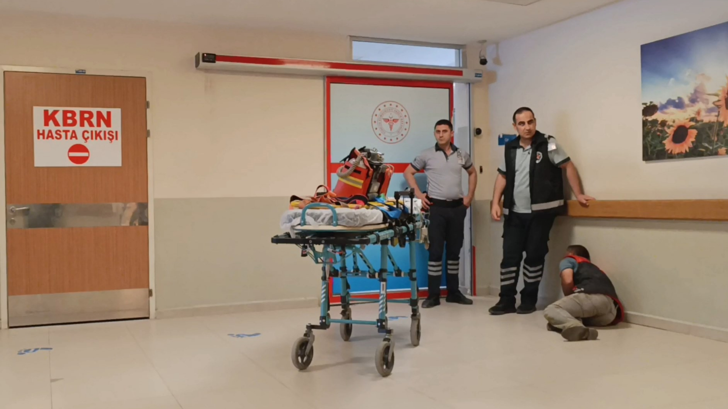 İnegöl’de traktörün altında kalan 7 yaşındaki Nur, gözyaşları arasında toprağa verildi