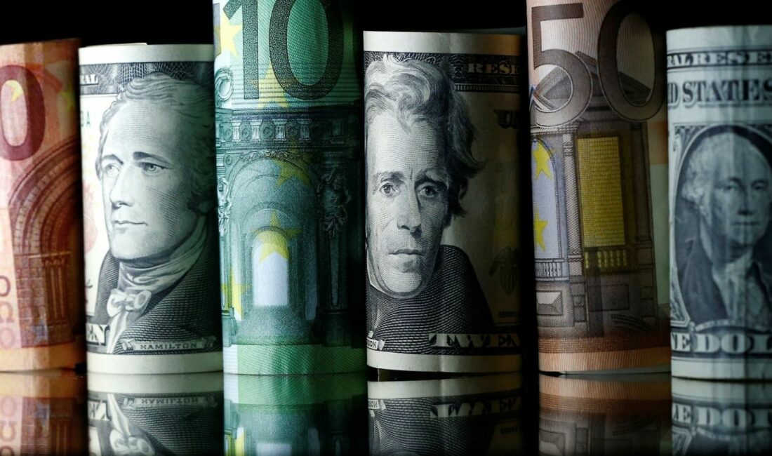 Dolar 38,7840 liradan, euro