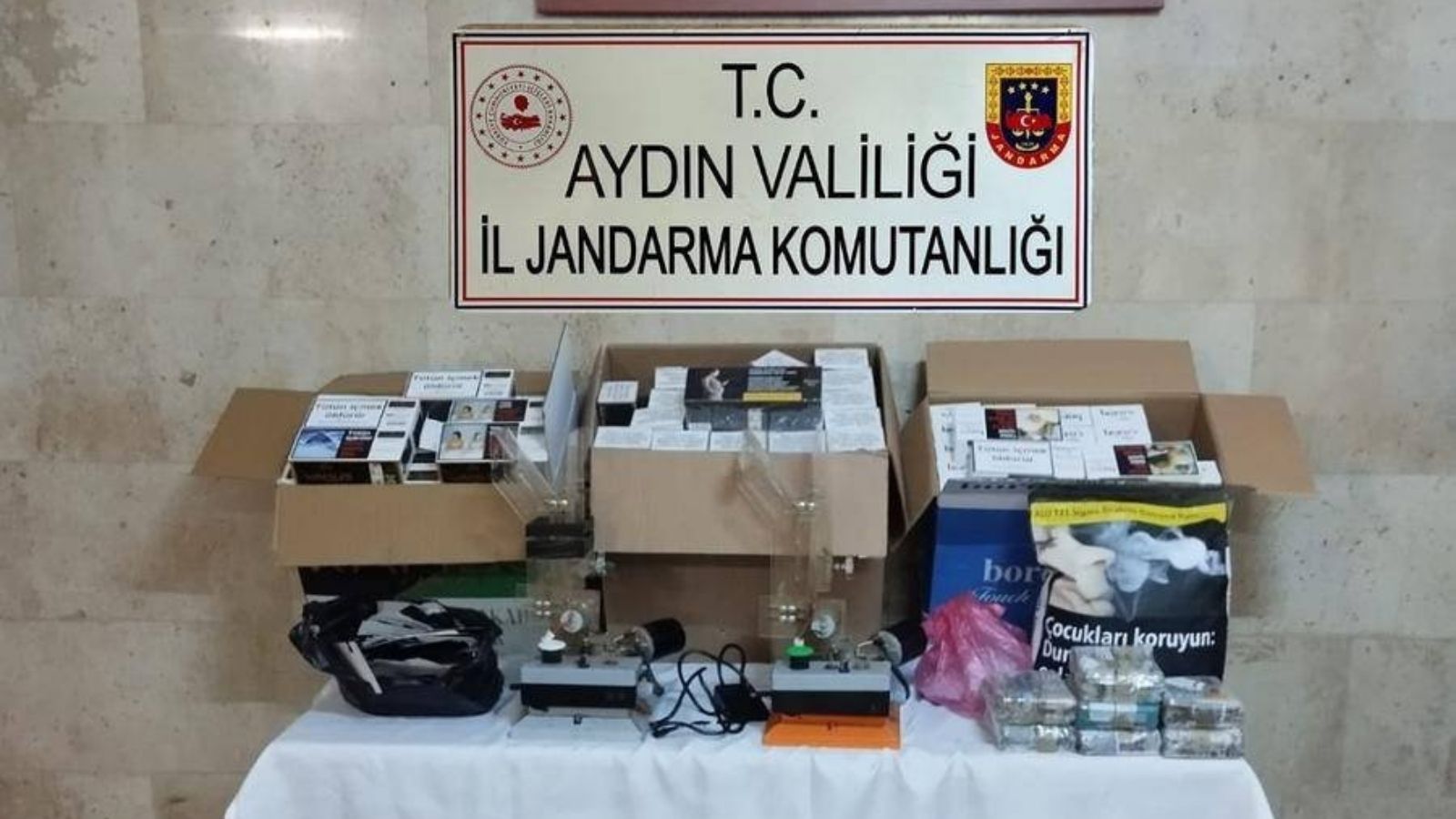 Jandarma ekipleri 11 bin makaron ele geçirdi