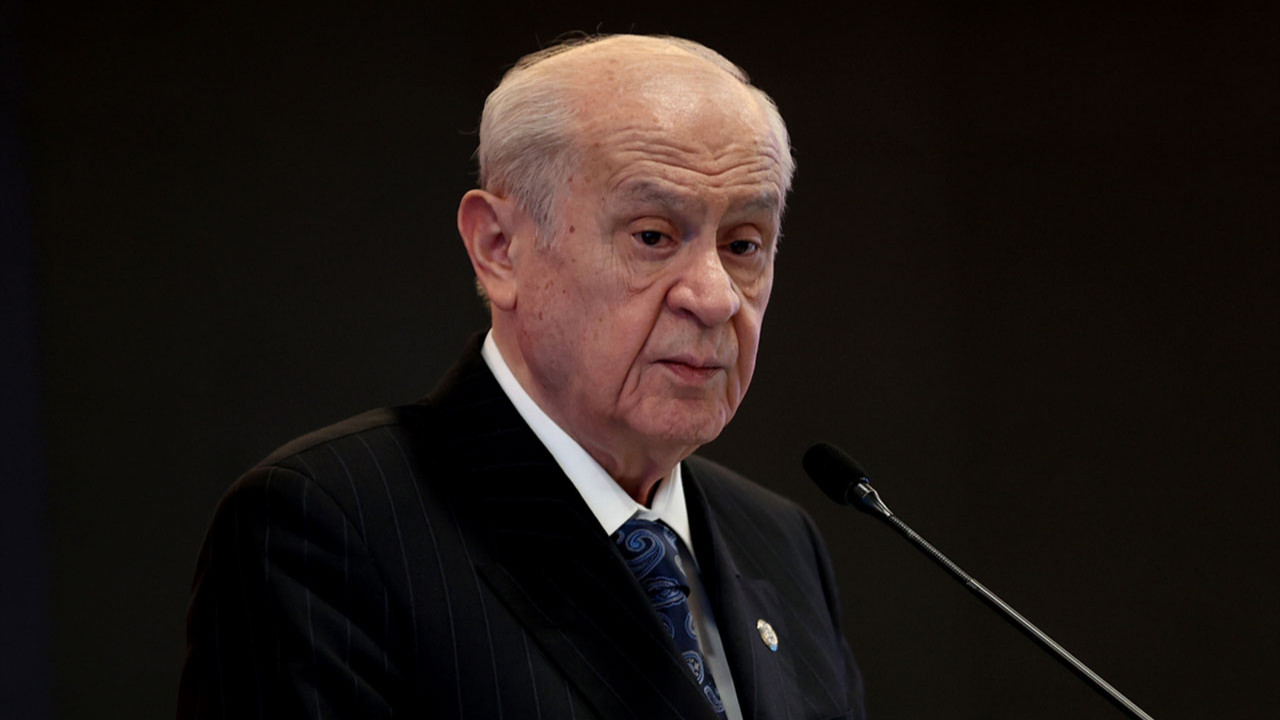 MHP Lideri Bahçeli: Şampiyon Galatasaray’a, Şampiyonlar Liginde başarılar diliyorum