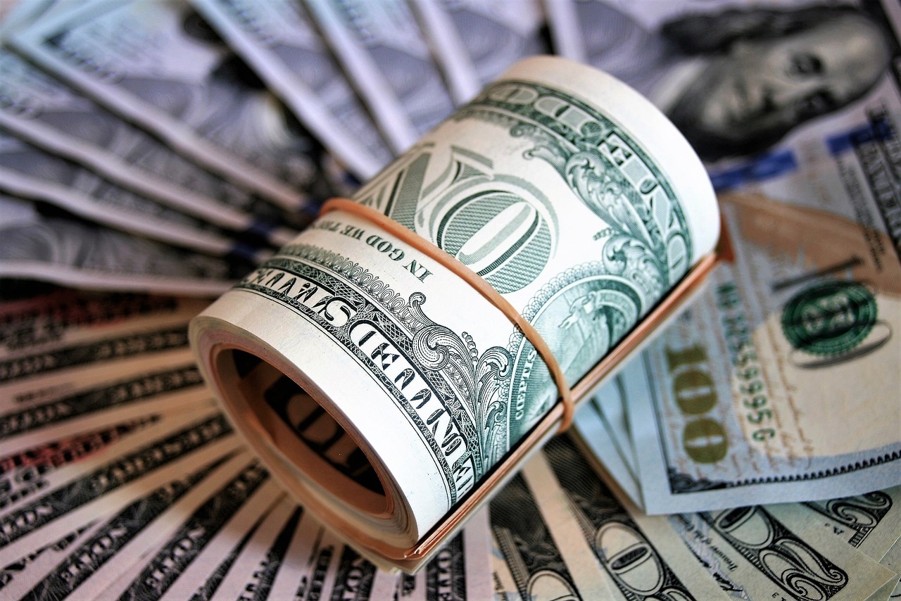 Dolar ve euro haftaya nasıl başladı?