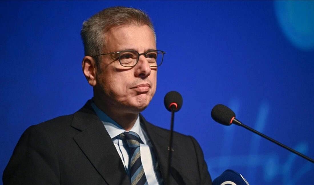 Sağlık Bakanı Kemal Memişoğlu,
